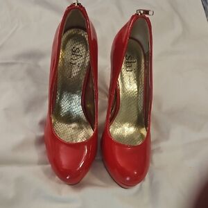 Shi by JOURNEYS Glossy Red Heels